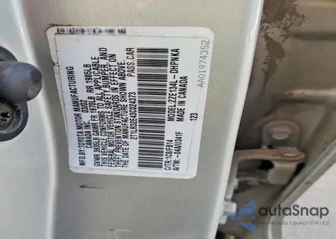 2003 Toyota Corolla Matrix Base из США, поврежденный, VIN 2T1LR32E43C024373